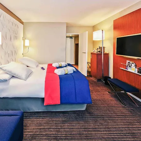 Mercure Rennes Centre Parlement Exterior photo